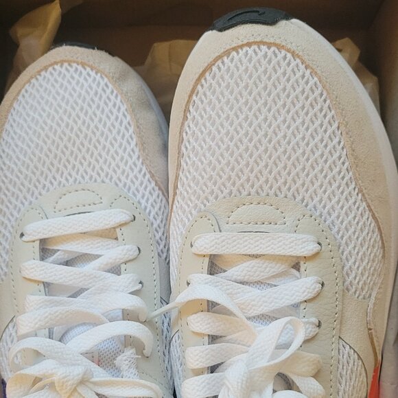 W NIKE AIR MAX SYSTM - Picture 3 of 5